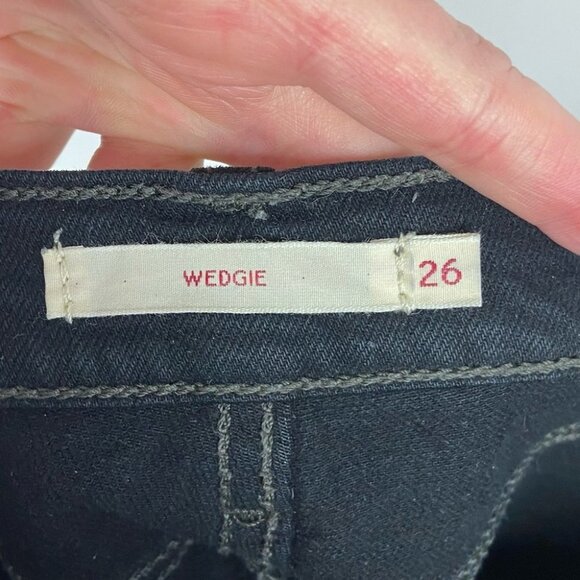 Levis Wedgie Icon Fit Black Size 26 Button Fly High Rise Raw Hem Distressed Jean - Picture 9 of 14